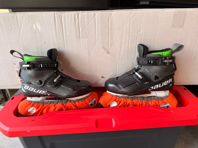 Bauer Konekt Hockey Goalie Skates Regular Width size 7