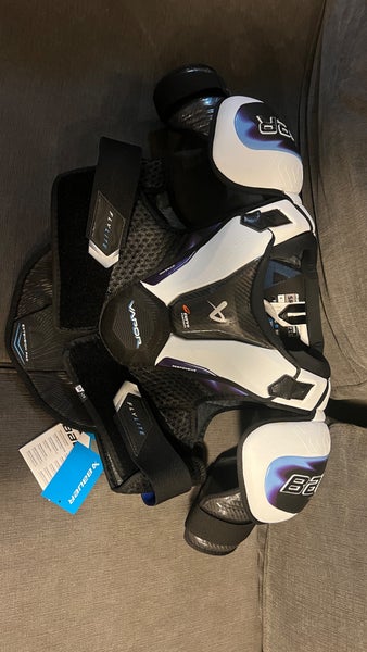 Men's Large Senior Bauer Vapor Flylite Shoulder Pads (Used)