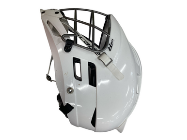 Used Cascade CS-R YOUTH Lacrosse Helmet White One Size 11613-S000166928