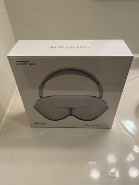 Apple AirPods Max Sliver - Smart Case | SidelineSwap | Buy and