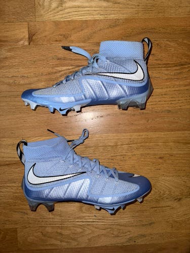 Nike Vapor Edge 360 Untouchable Flyknit TD Football Cleats