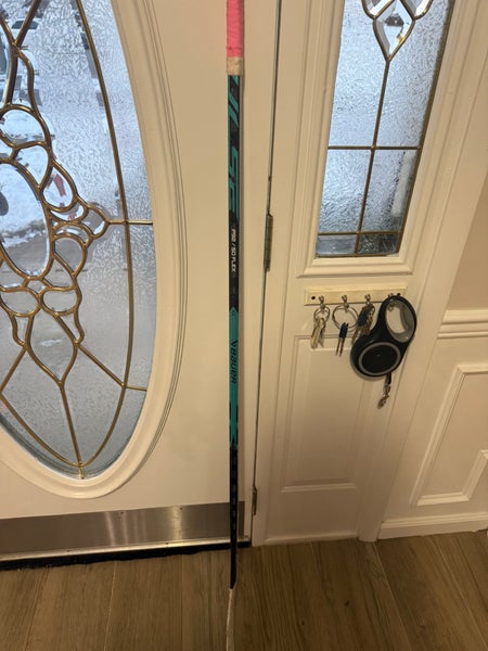 Junior Bauer Pulse Right Handed Hockey Stick P92 50 Flex (Used)
