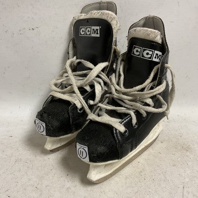 Used CCM CHAMPION 90 Youth Hockey Skate Youth 11.0 11855-S000196103