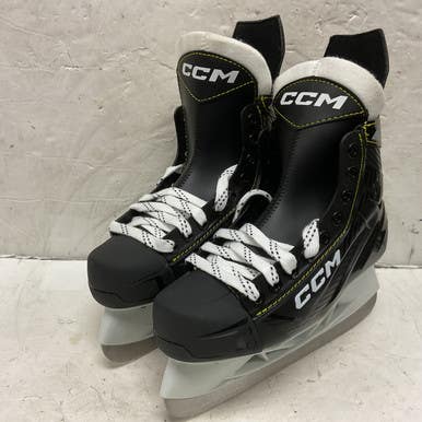 Used CCM TACKS AS550 Junior Hockey Skate Junior 04 11855-S000196066