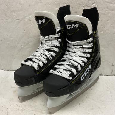 Used CCM TACKS AS550 Junior Hockey Skate Junior 04 11855-S000196065