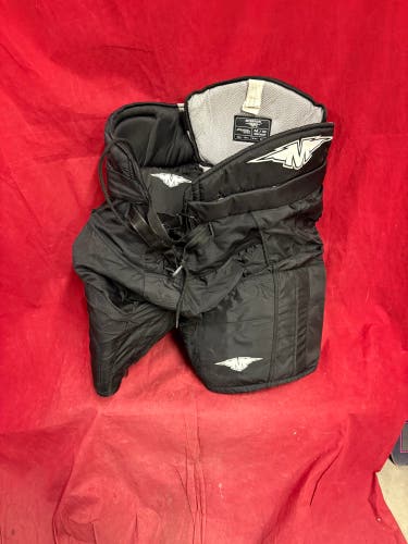 Hockey Pants: Men's Senior Medium Mission Fuel 90 Hockey Pants (Used)
