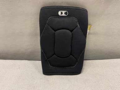 Used Cliff Keen THE WRAPTOR Knee Pads Black MD 11490-S000267617