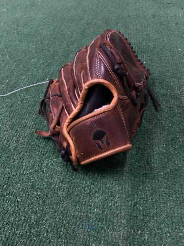 (A9) Army of Nine RH Pitcher's Glove 12"