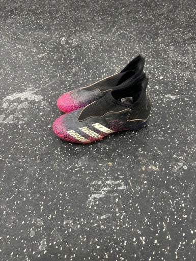 Used Adidas PREDATOR Soccer Cleats Black Junior 01 11849-S000034395