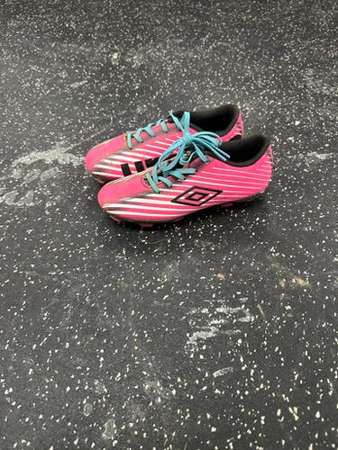 Used Umbro Soccer Cleats Pink Youth 13.0 11849-S000034393