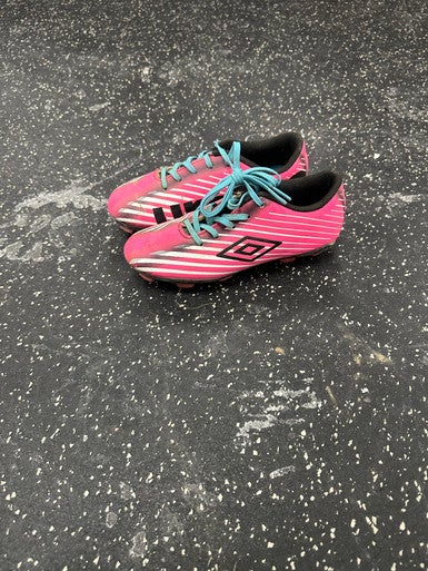 Used Umbro Soccer Cleats Pink Youth 13.0 11849-S000034393