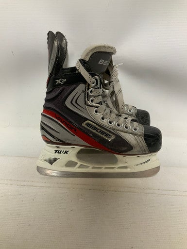 Used Bauer X3.0 Junior Hockey Skate Junior 03 11823-S000036343