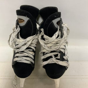 Used CCM POWERLINE 500 Junior Hockey Skate Junior 03 11823-S000036336