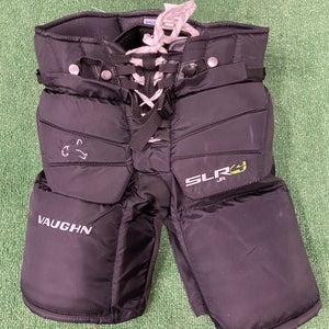 Vaughn SLR4 Hockey Goalie Pants | Junior Large