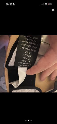 Farrell shoulder Pads - Medium