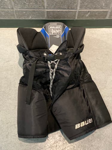 Black Senior XXL CCM Hockey Pants (Used)