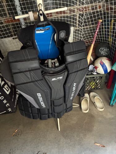 Medium 2024 Bauer Elite Goalie Chest Protector (New)