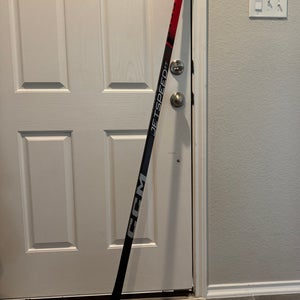 Senior CCM Jetspeed FT670 Right Handed Hockey Stick P29 (Used)