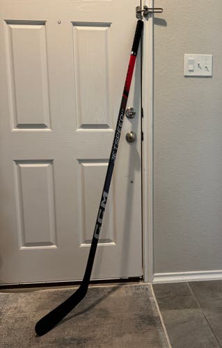 Senior CCM Jetspeed FT670 Right Handed Hockey Stick P29 (Used)