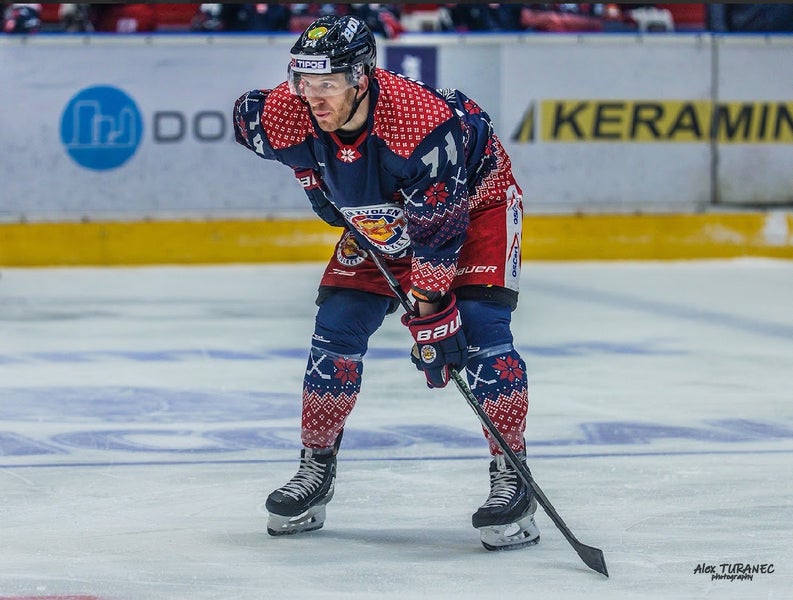 Intermediate Bauer Left Hand Hockey Stick 85 Flex (New)