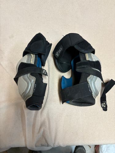 Senior Large Nike Elbow Pads (Used)