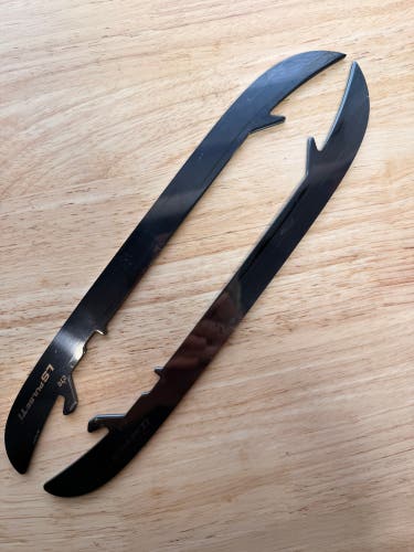 NHL Anaheim Ducks Game Used Bauer LS PULSE Ti 272mm Skate Blades / Runners