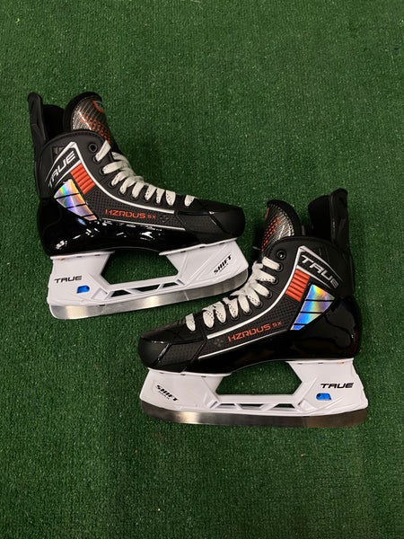 Senior True HZRDUS 5X Hockey Skates Regular Width 9.5 (New)