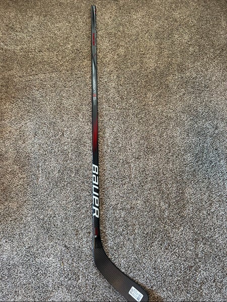 Intermediate Bauer Vapor X5 Pro Left Hand Hockey Stick P88 65 Flex (New)