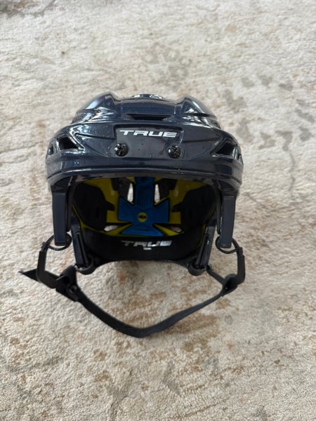 Medium True Dynamic 9 Helmet (New)