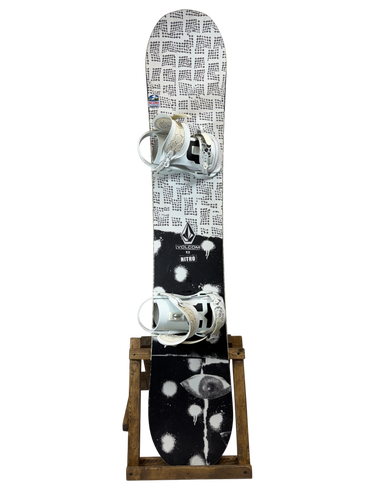 158cm Nitro X Volcom Beast Snowboard W/ Union Force Bindings