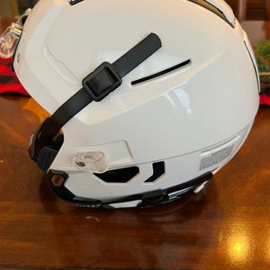 Youth Medium Schutt F7 LX1 Helmet (New)
