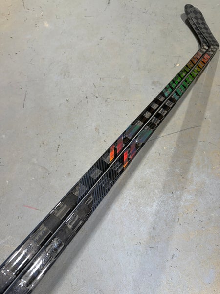 2 Warrior Alpha LX2 Pro, Pro Stock Hockey Stick Grip W77 Left 85 Flex 4128