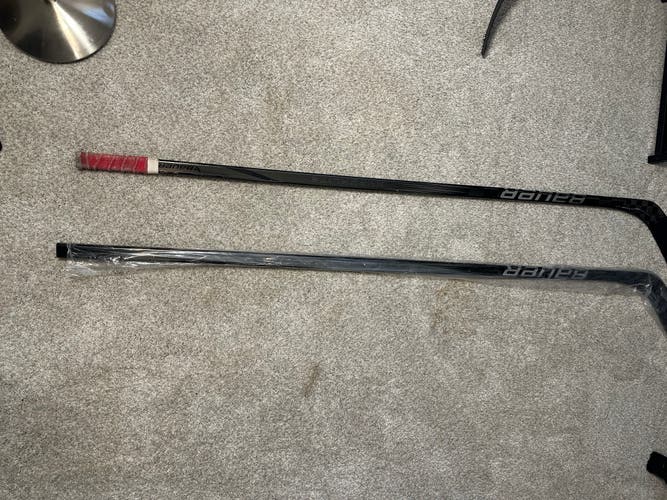 Senior Bauer Vapor Hyperlite 2 Black Out Right Handed Hockey Stick P92 70 Flex Pro Stock (New)