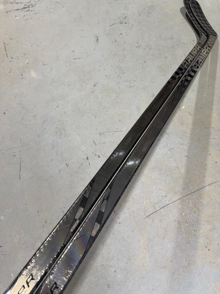 2 Pack BAUER VAPOR HYPERLITE 2 Pro Stock Hockey Stick Grip P88 95 Flex Left 4140