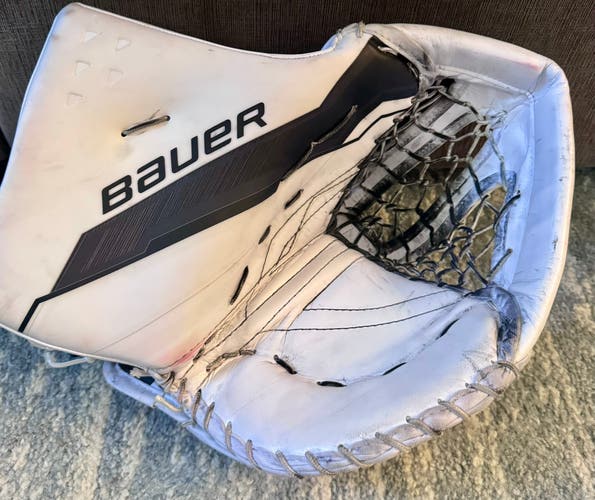 Pro 2024 Bauer Supreme Shadow Regular (Used)