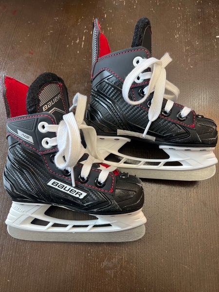 2018 Bauer NS Hockey Skates Regular Width 7 (Used)