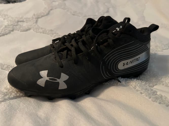 Men's Size M 10.0 (W 11.0) Under Armour Low Top Molded Cleats (Used)