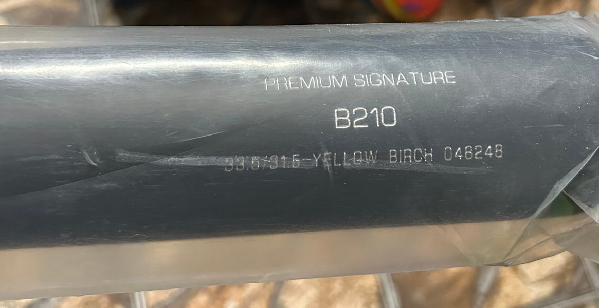 B45 Bat 30.5 oz 33.5" (New) Premium Signature Yellow Birch