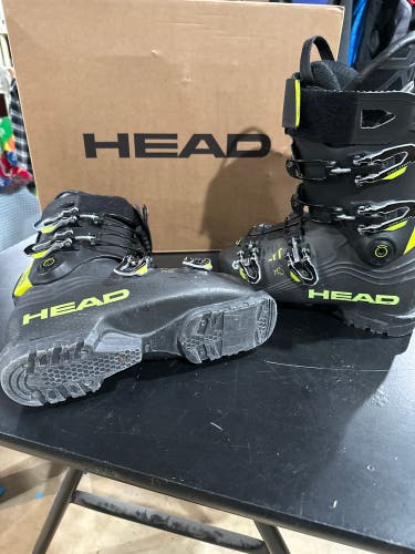 Head 25 & 25.5 Men's Nexo LYT 120 All Mountain Ski Boots Stiff Flex (Used)