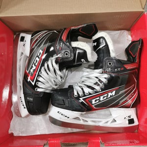 CCM JetSpeed FT2 Hockey Skates Regular Width Size 6