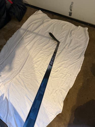 Senior CCM Ribcor Trigger 10 Pro Left Hand Hockey Stick P29 70 Flex (New)