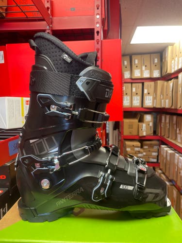 Mondo 30 & up Men's Dalbello Panterra 100 GW MS Ski Boots Medium Flex (New)