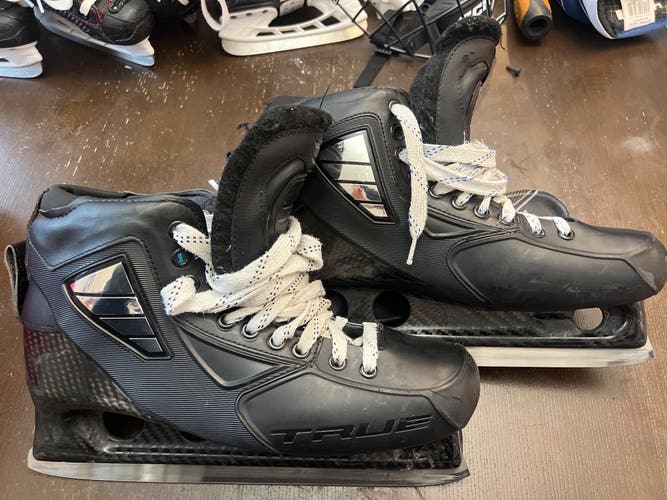 2021 True One Piece Hockey Goalie Skates Wide Width 10 (Used)