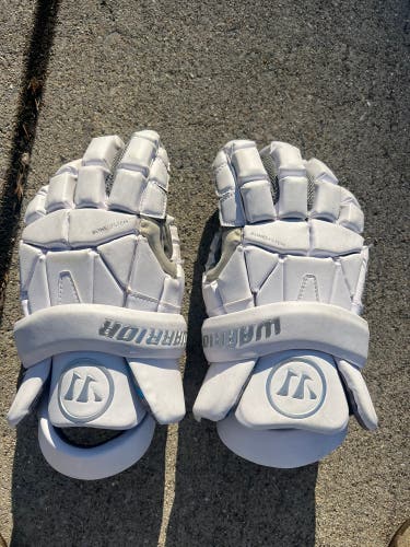 Warrior Evo Lacrosse Gloves Large (Like New)