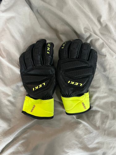 Black Medium Kids Unisex Leki Gloves (Used)