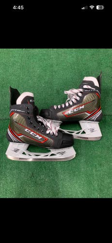 Senior CCM JetSpeed FT350 Hockey Skates Extra Wide Width 7.5 (New)