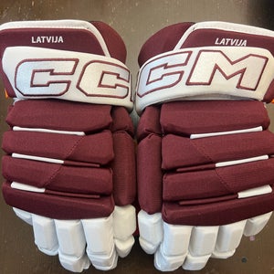 CCM HG4P3C Gloves 15" (New)