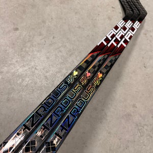 3 Pack 75 Flex P28M Hzrdus Smoke Senior True Left Hand Pro Stock (New) NHL