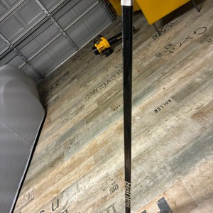 Intermediate Bauer Vapor Hyperlite 2 Right Handed Hockey Stick P90TM 55 Flex Pro Stock (New)