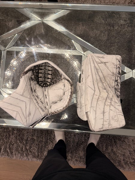 2024 True Catalyst PX3 Regular (Used) pro stock game worn glove blocker set